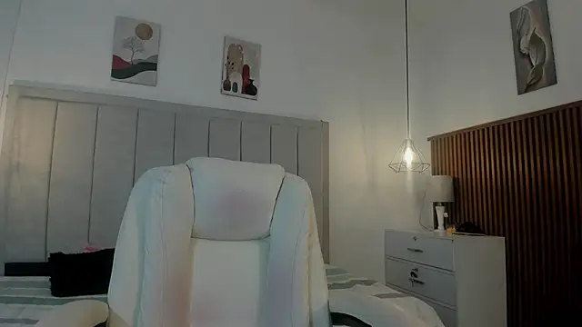 gime lara online show from April 2026 12:09:02 PM