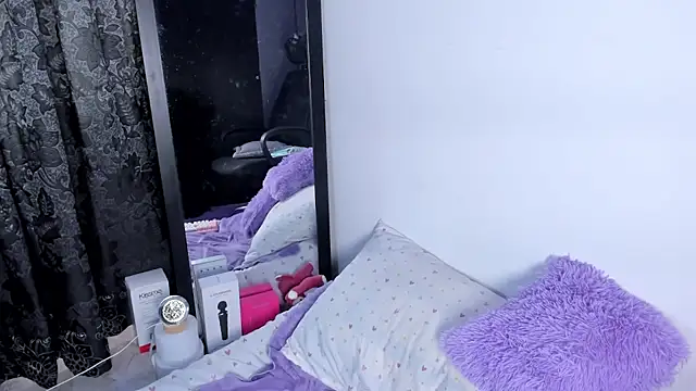 Snapshot of zephyra-angels chatting on February 2026 04:13:01 AM zephyra-angels online show from February 2026 04:13:01 AM