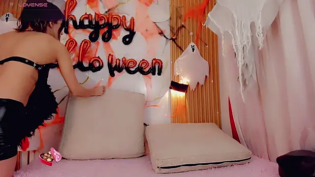 ValeriCardenas online show from October 2025 12:27:01 AM