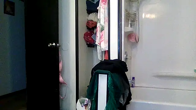 Snapshot of mrstoxox4594 chatting on May 2026 10:22:01 AM mrstoxox4594 online show from May 2026 10:22:01 AM