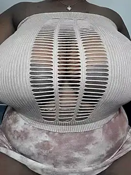 wamie12 online show from March 2025 12:47:01 AM