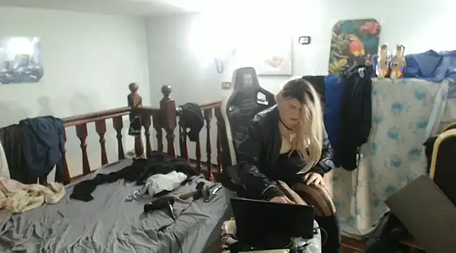 emmex671 online show from January 2025 09:36:02 AM