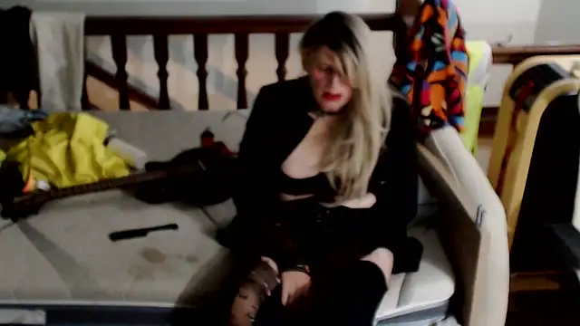 emmex671 online show from September 2025 06:05:02 AM