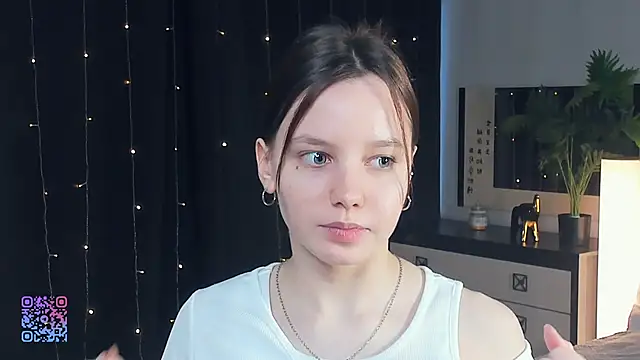 EdinaCordner online show from March 2025 02:04:02 PM