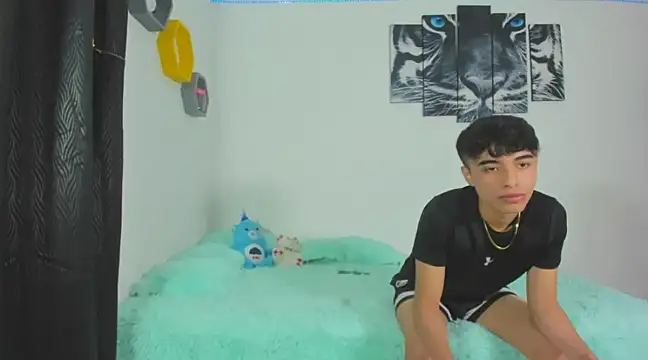 Maxxi hot23 online show from March 2025 03:37:01 PM