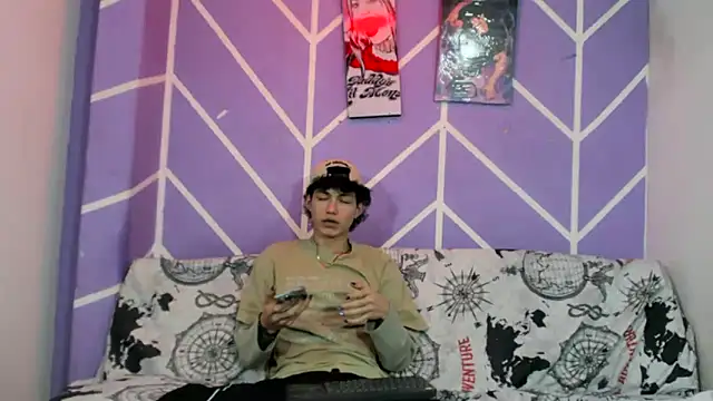 Maxxi hot23 online show from September 2025 07:27:01 PM