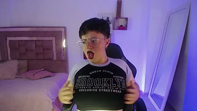 safyka online show from February 2026 03:10:02 AM