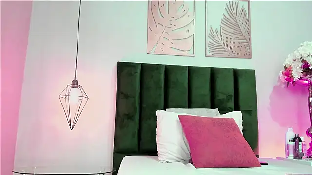 SeleneLujan online show from March 2026 11:47:01 AM