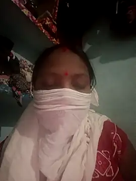 Snapshot of Devi_Chatterjee chatting on March 2025 03:35:01 PM Devi Chatterjee online show from March 2025 03:35:01 PM