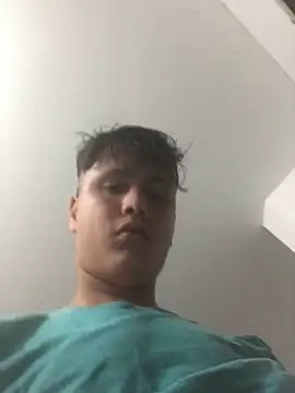 Snapshot of CARLOSCPM chatting on March 2025 01:58:02 AM CARLOSCPM online show from March 2025 01:58:02 AM