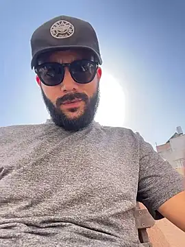 YJeromZCoxk online show from November 2025 10:25:02 AM