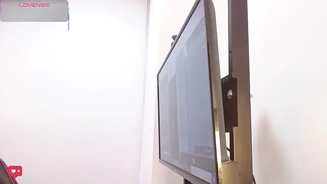 Bonniie 22 online show from March 2025 07:43:02 PM