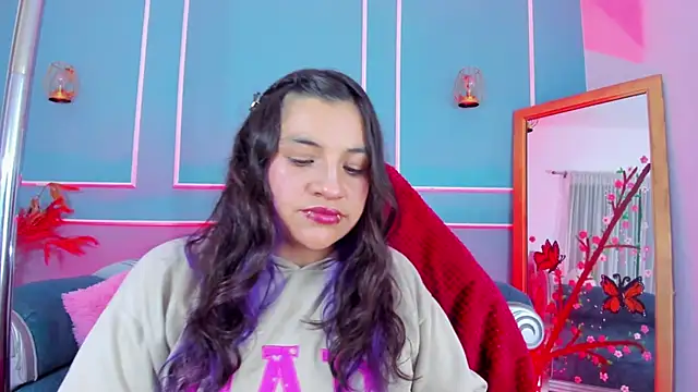 TaraTaylorr online show from February 2026 09:16:01 PM