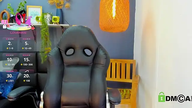 yessila parker online show from March 2026 09:23:02 AM