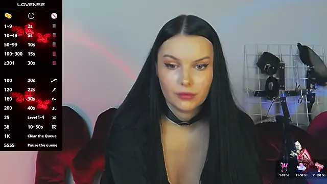 Miss Vic online show from November 2025 03:12:02 PM