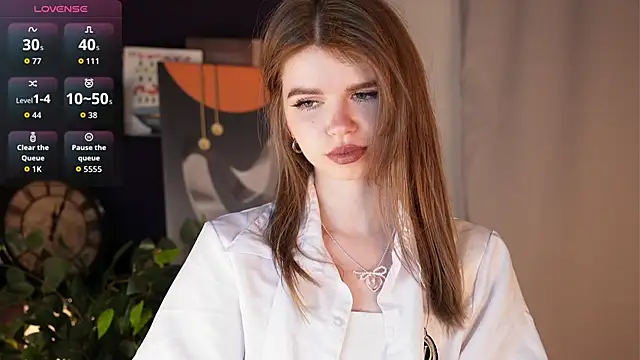 Snapshot of AmityDilley chatting on October 2025 04:10:01 AM AmityDilley online show from October 2025 04:10:01 AM