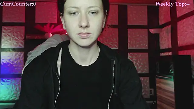 SweetSeraphine online show from October 2025 05:19:02 AM