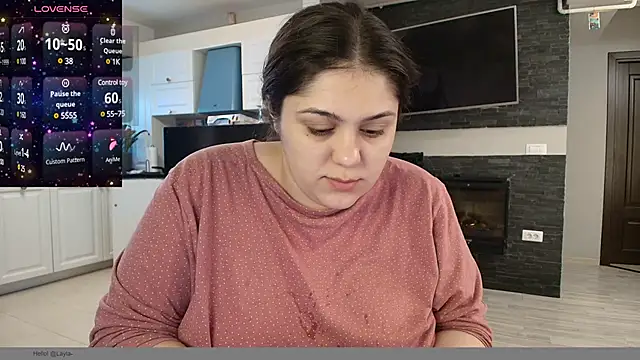 Snapshot of Layla- chatting on February 2025 09:20:02 AM Layla- online show from February 2025 09:20:02 AM