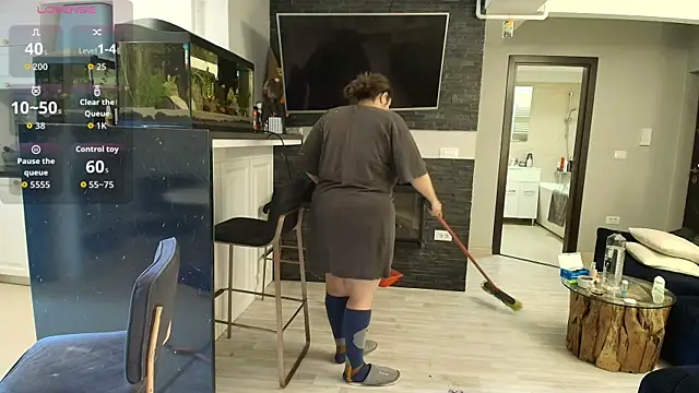 Snapshot of Layla- chatting on September 2025 09:54:02 AM Layla- online show from September 2025 09:54:02 AM