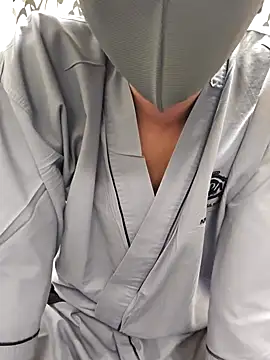 daaarin44 online show from March 2026 11:27:02 AM