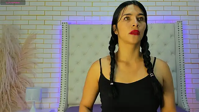 Emilly wilson  online show from January 2026 11:45:02 AM