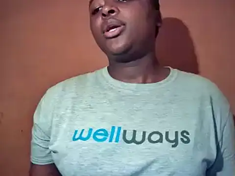 sexyhips2001 online show from November 2025 06:56:02 PM