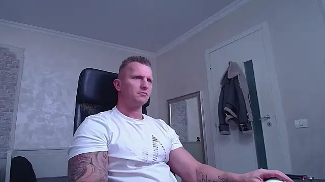 RomeoMalcolm online show from March 2025 08:17:01 AM