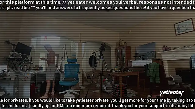 Snapshot of yetieater chatting on May 2026 06:31:02 PM yetieater online show from May 2026 06:31:02 PM