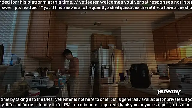 Snapshot of yetieater chatting on July 2026 06:02:02 PM yetieater online show from July 2026 06:02:02 PM