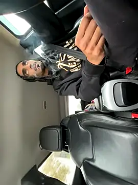 Snapshot of bigjayy1000 chatting on October 2025 03:36:02 PM bigjayy1000 online show from October 2025 03:36:02 PM