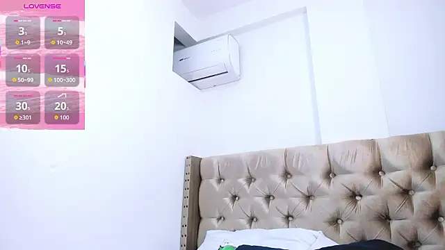 ArianaaGrace online show from March 2026 07:37:01 PM