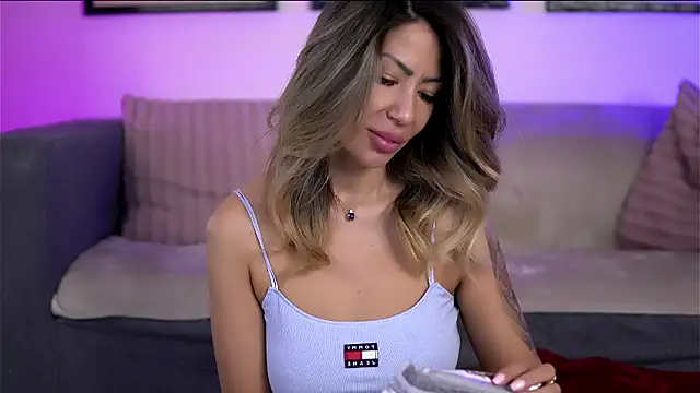 SophiaPotts online show from March 2026 08:19:01 AM