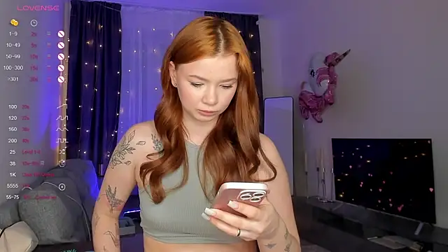Snapshot of dinky__emily chatting on March 2025 03:38:02 PM dinky emily online show from March 2025 03:38:02 PM