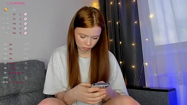 Snapshot of dinky__emily chatting on March 2025 03:56:01 PM dinky emily online show from March 2025 03:56:01 PM