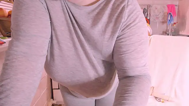 SoftLia online show from December 2024 08:58:02 PM