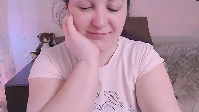 SoftLia online show from February 2025 08:22:01 PM