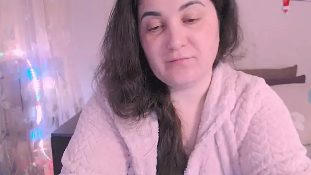 SoftLia online show from March 2025 07:10:01 PM