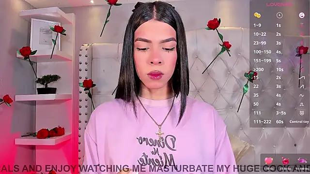 Snapshot of VeronicaSexx chatting on February 2026 05:15:01 AM VeronicaSexx online show from February 2026 05:15:01 AM