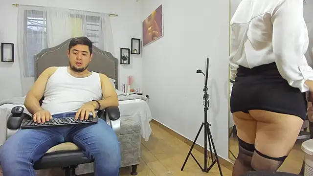 tinaandedward online show from March 2025 11:29:02 AM