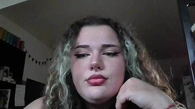 GreenNyx online show from October 2025 01:31:02 PM