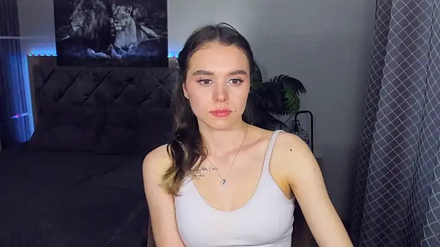 EmelyMason online show from March 2026 11:38:01 AM