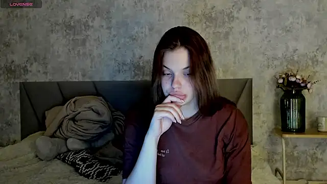 Snapshot of kitty_Cathie chatting on April 2026 05:06:02 PM kitty Cathie online show from April 2026 05:06:02 PM