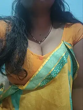 Snapshot of Sexyradha_ chatting on July 2026 09:50:01 PM Sexyradha online show from July 2026 09:50:01 PM