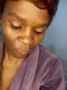 Snapshot of Missvixen81 chatting on May 2026 05:03:02 AM Missvixen81 online show from May 2026 05:03:02 AM