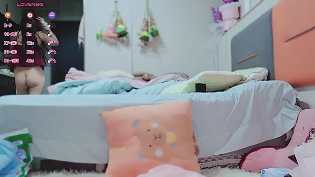 guoguo7777777 online show from January 2026 10:57:02 PM