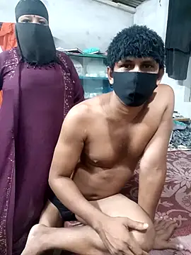 Pakhi Couple 69 online show from September 2025 05:02:02 PM