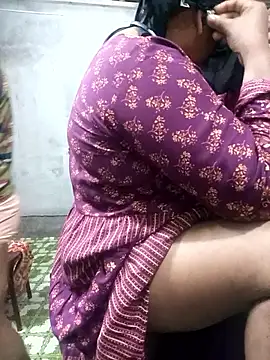 Pakhi Couple 69 online show from September 2025 05:34:02 PM