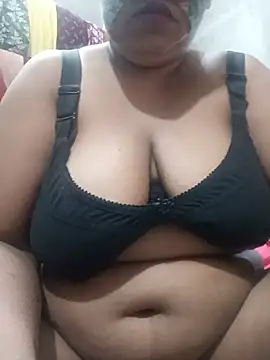 Snapshot of Pakhi_Couple_69 chatting on July 2026 06:36:01 PM Pakhi Couple 69 online show from July 2026 06:36:01 PM