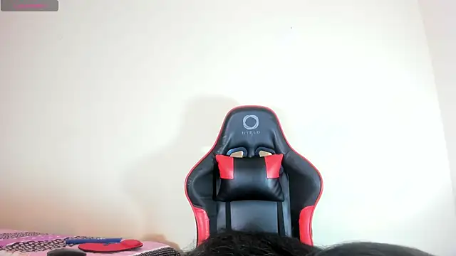 hot-nikol online show from November 2025 11:05:01 PM