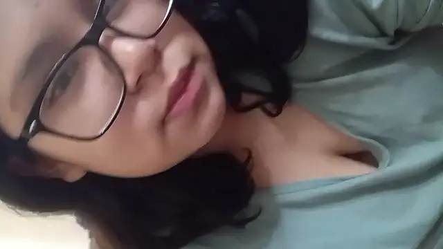 Snapshot of Maferyale chatting on January 2026 04:48:02 AM Maferyale online show from January 2026 04:48:02 AM